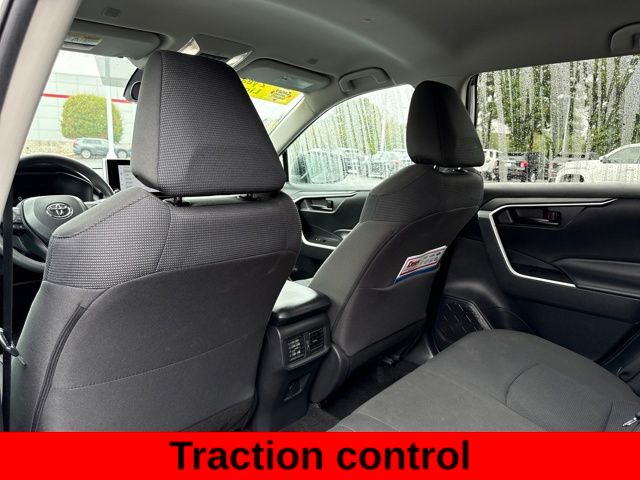 2024 Toyota RAV4 LE photo 10