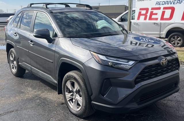 Used 2025 Toyota RAV4 XLE with VIN 2T3W1RFV9SC333621 for sale in Northfield, Minnesota
