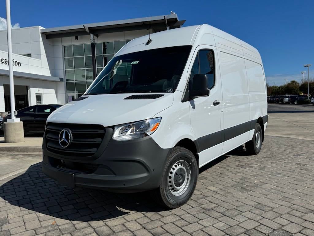 2025 Mercedes-Benz Sprinter Cargo Van Base's photo