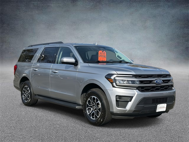 2024 Ford Expedition XLT's photo
