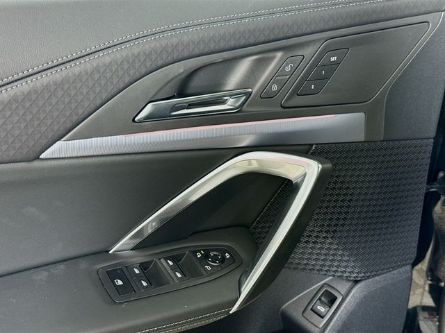 2025 Bmw X2 xDrive28i photo 16