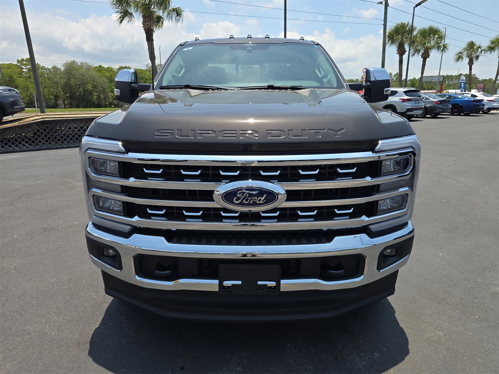 2025 Ford F-350 Lariat photo 3