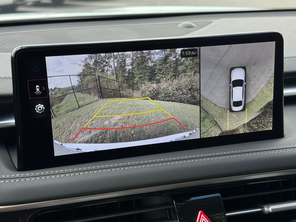 2026 Genesis G70 2.5T Prestige photo 5