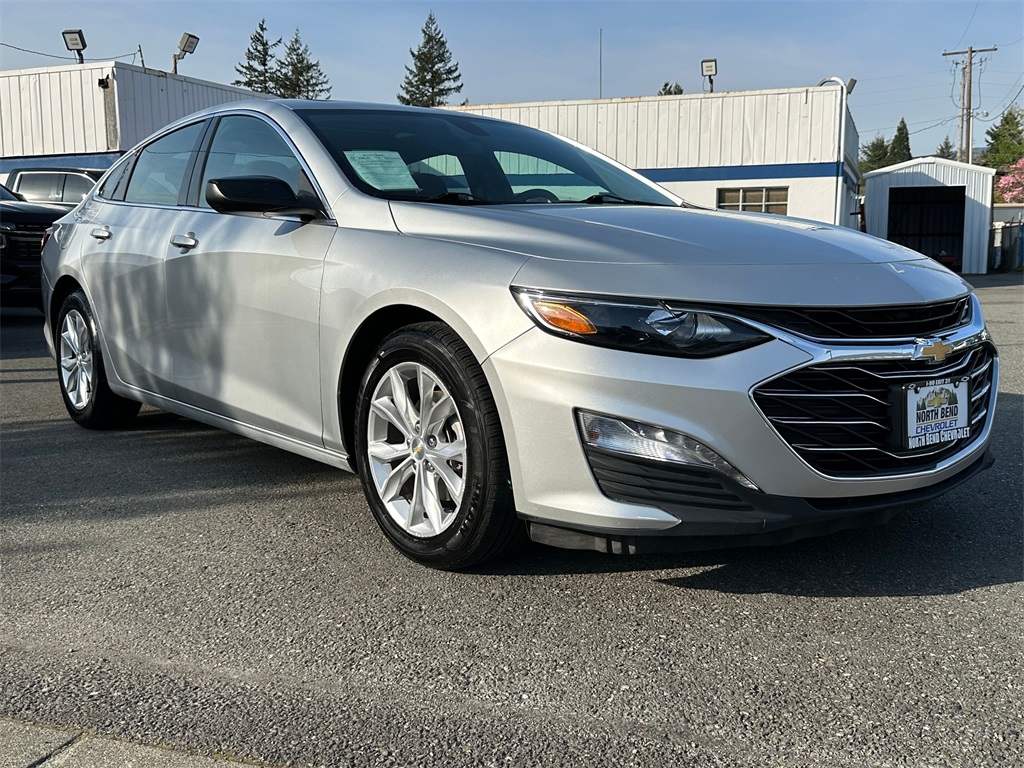 2022 Chevrolet Malibu 1LT photo 4