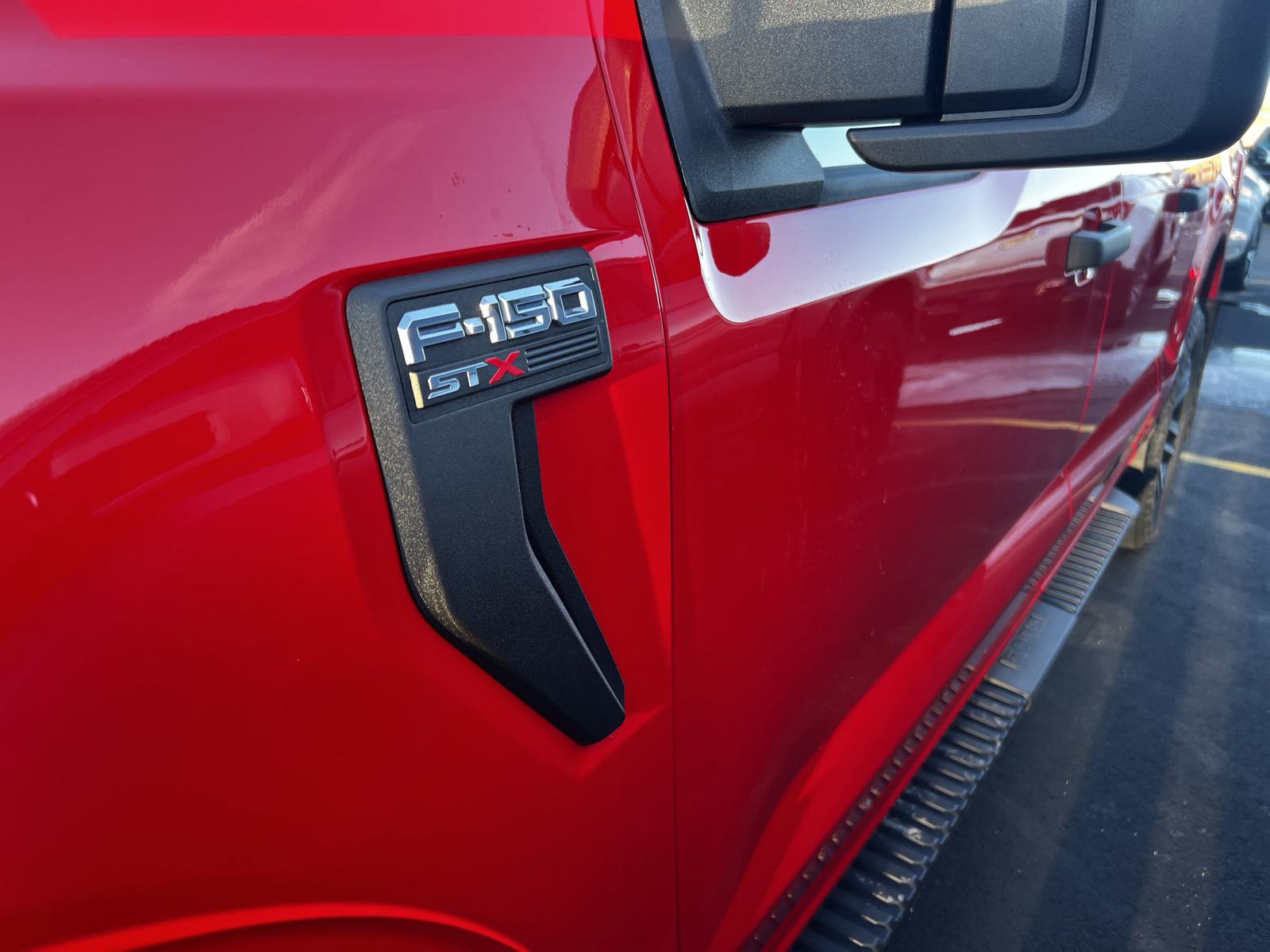 2021 Ford F-150 XL photo 2
