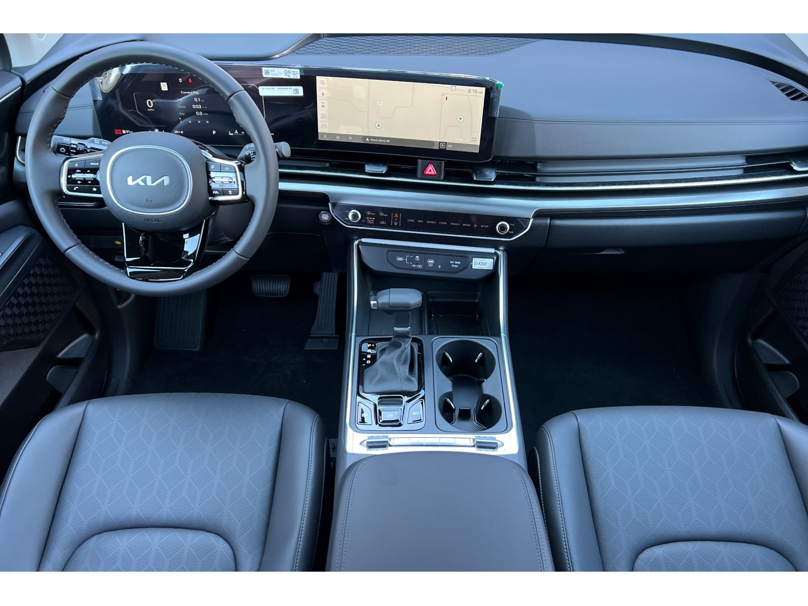 2025 Kia Carnival SX photo 12