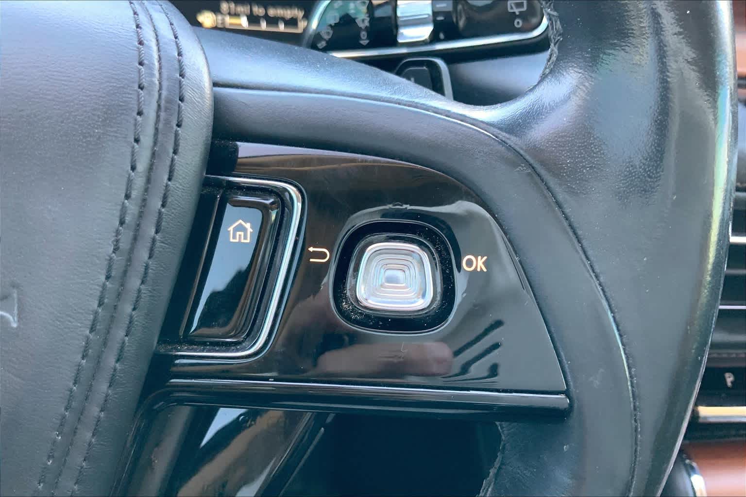 2020 Lincoln Aviator Reserve photo 20