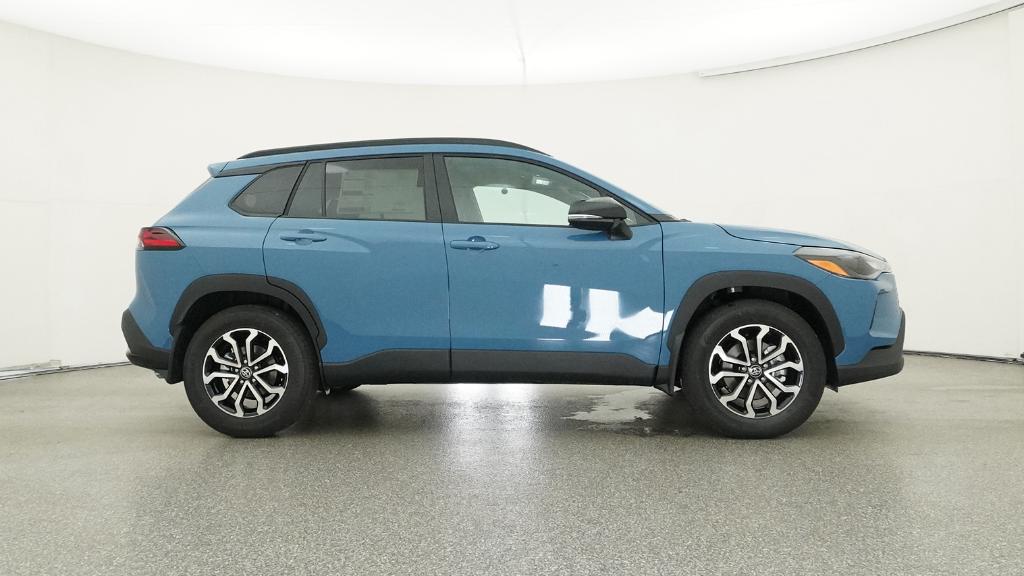 2026 Toyota Corolla Cross XLE XSE photo 24