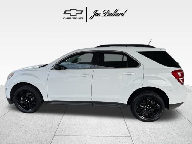 2017 Chevrolet Equinox LT photo 3