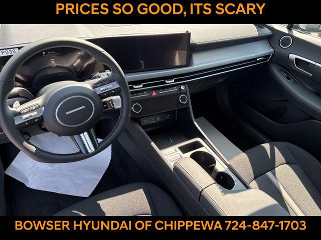 2026 Hyundai Sonata SEL Sport photo 6