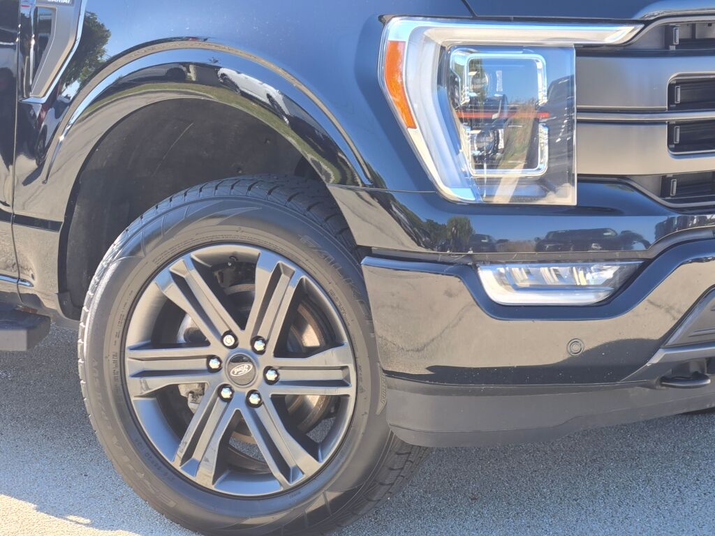 2023 Ford F-150 Lariat photo 3
