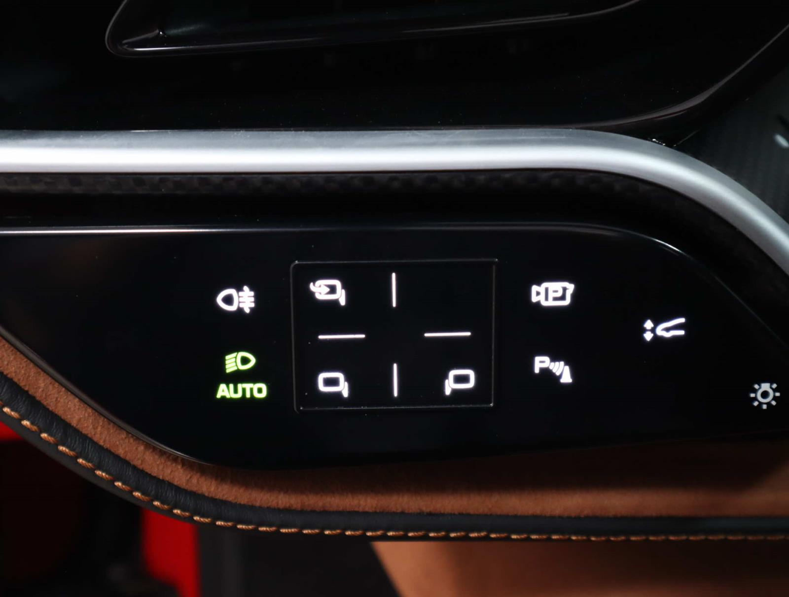 2024 Ferrari 296 GTS photo 28