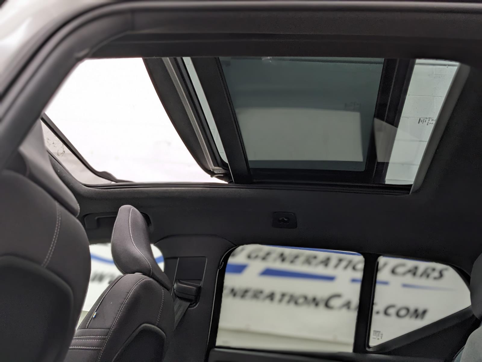 2024 Volvo XC40 Core photo 5