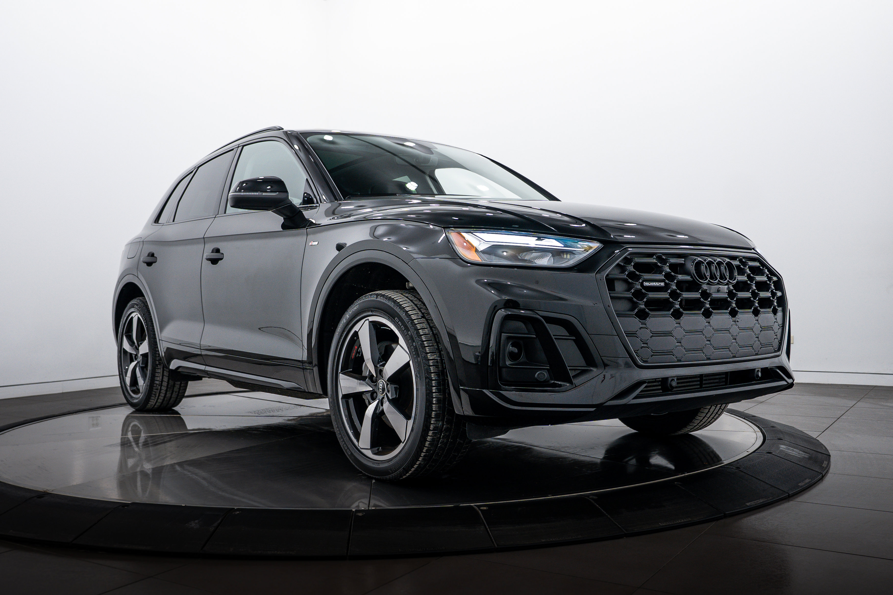 2023 Audi Q5 Premium Plus