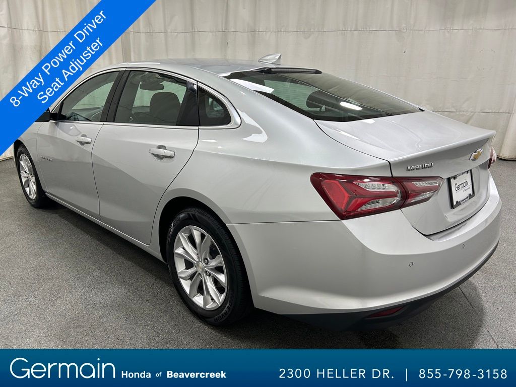 2019 Chevrolet Malibu 1LT photo 2