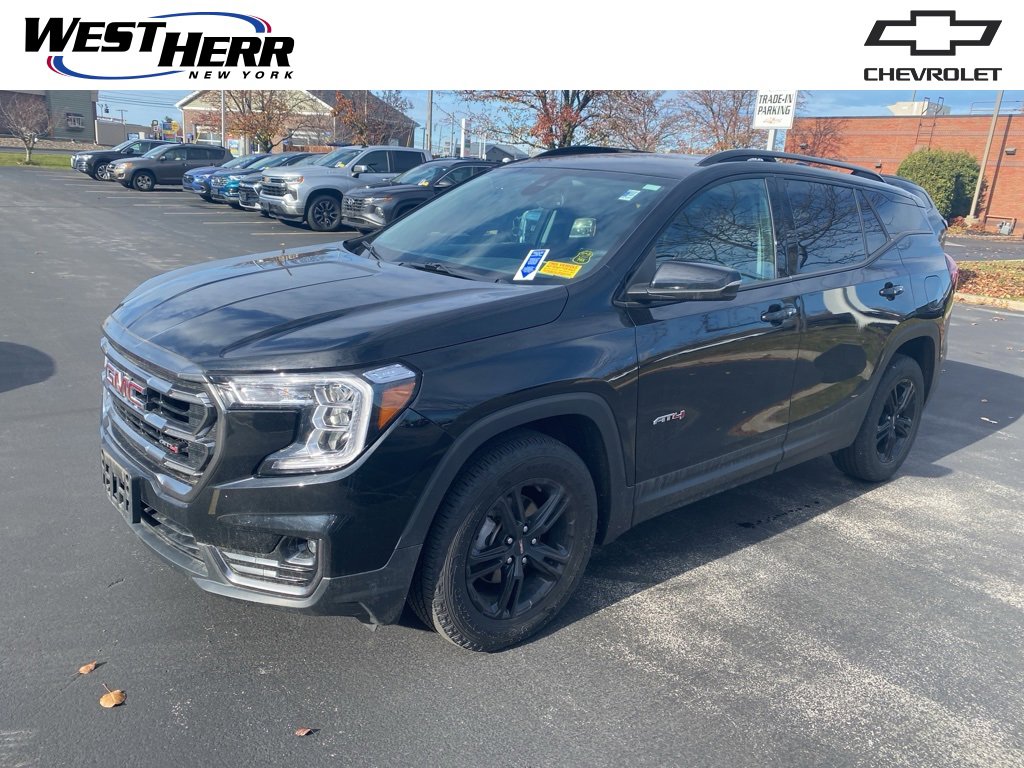 2022 GMC Terrain AT4's photo