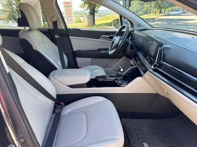 2023 Kia Sportage EX photo 9