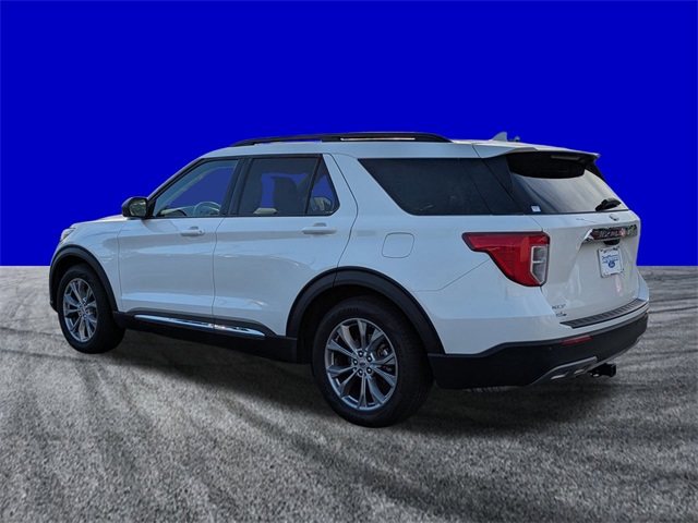 2023 Ford Explorer XLT photo 6