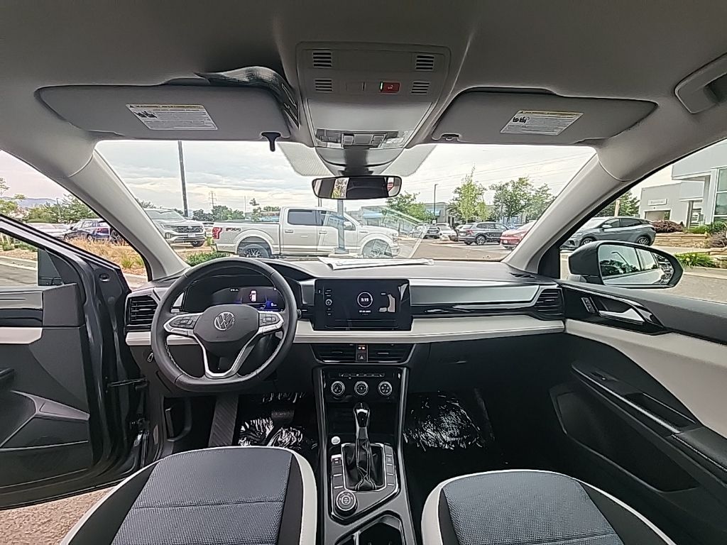 2025 Volkswagen Taos S photo 12