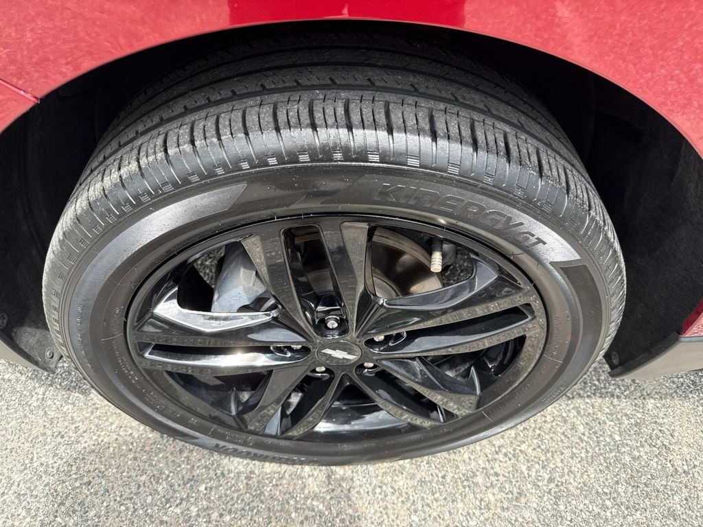 2021 Chevrolet Equinox LT photo 10