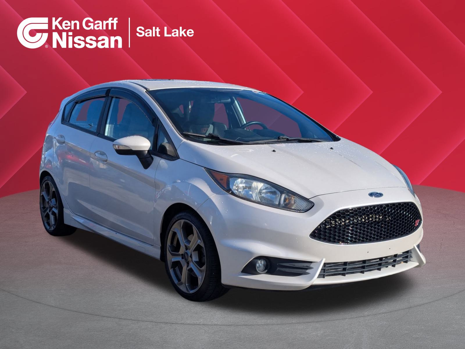 2016 Ford Fiesta ST's photo