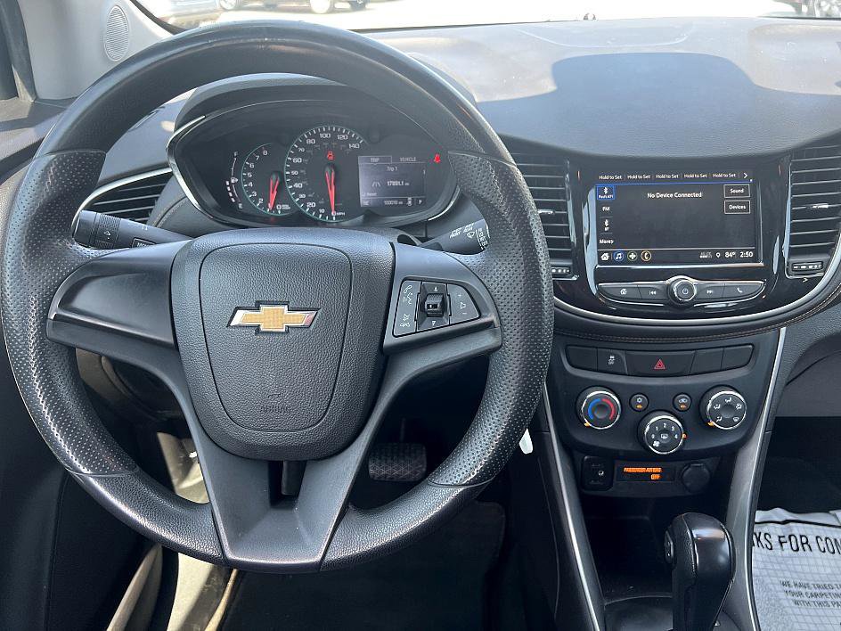 2018 Chevrolet Trax LS photo 17