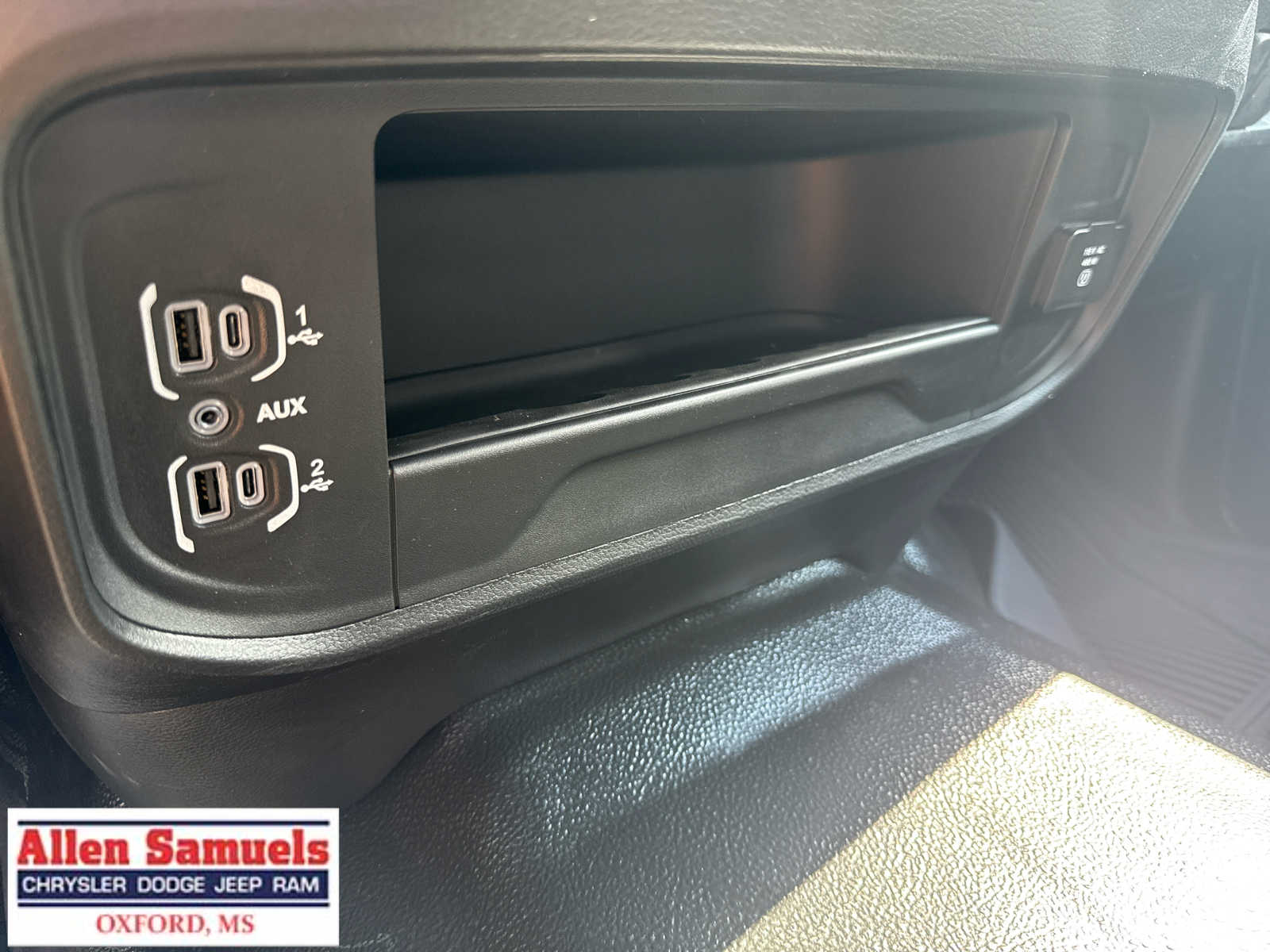 2026 Ram 3500 Tradesman photo 31