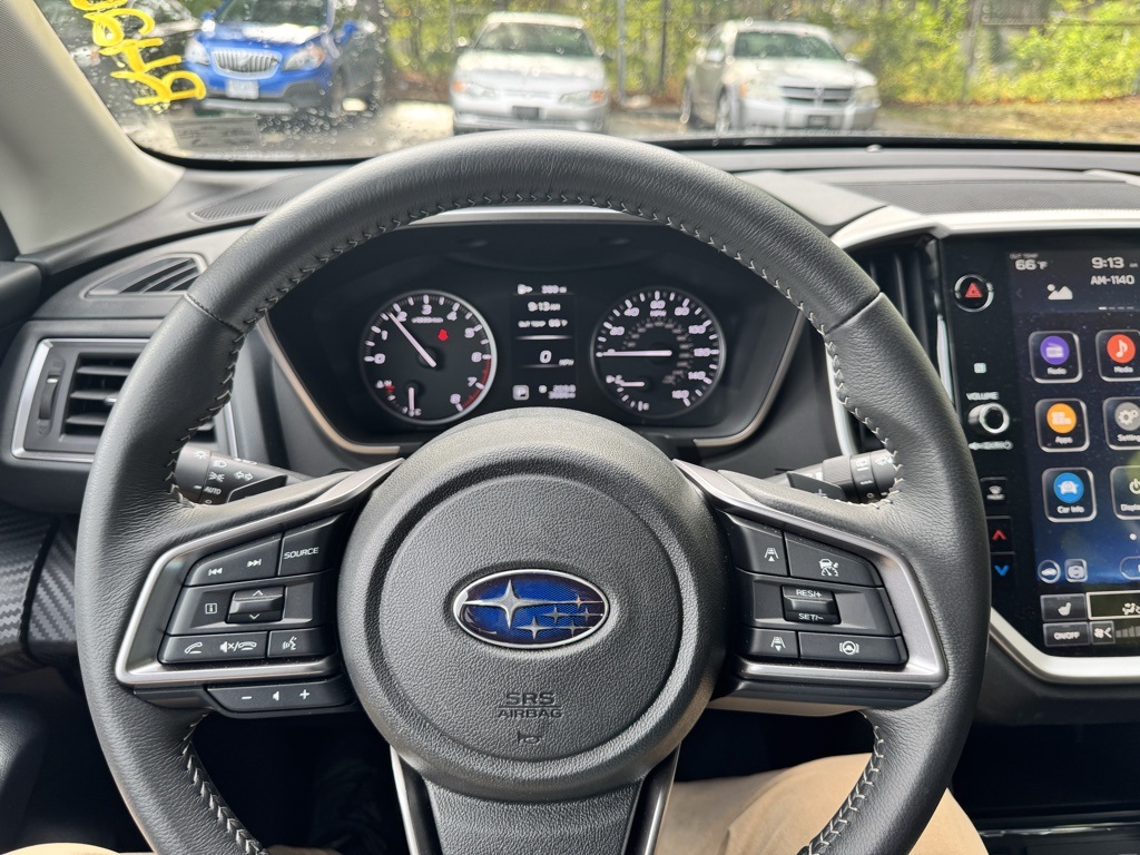 2025 Subaru Ascent Premium photo 9