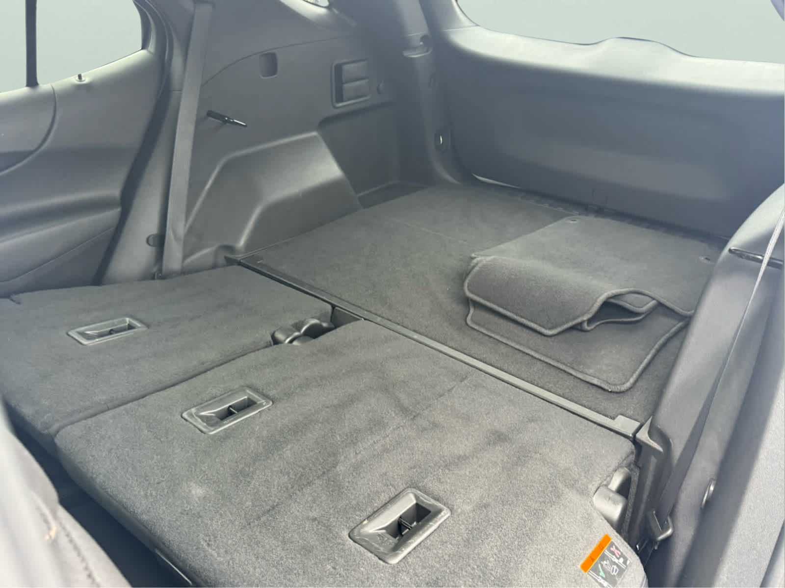 2024 Chevrolet Equinox LT photo 31