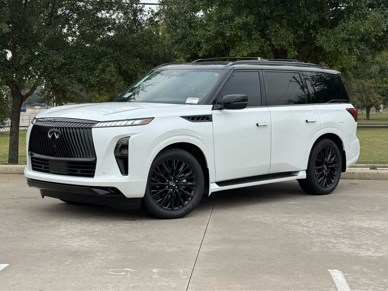 2026 INFINITI QX80 Autograph's photo