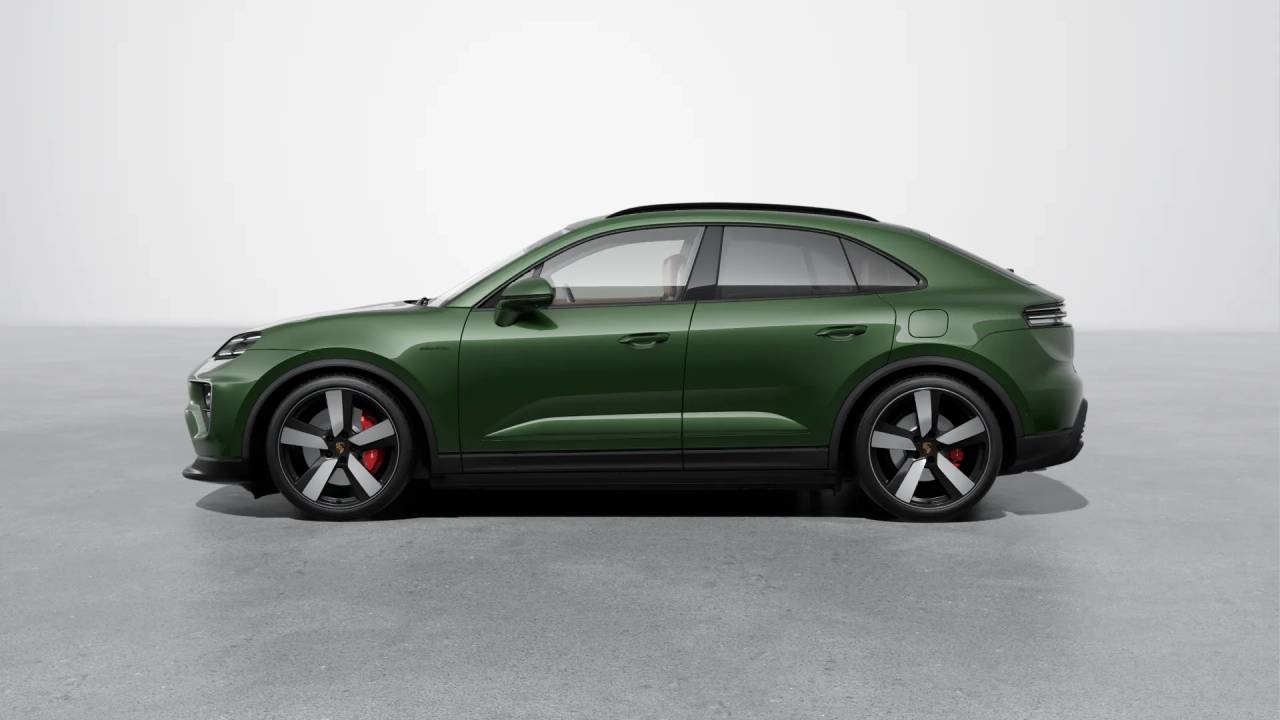 2025 Porsche Macan Electric photo 2