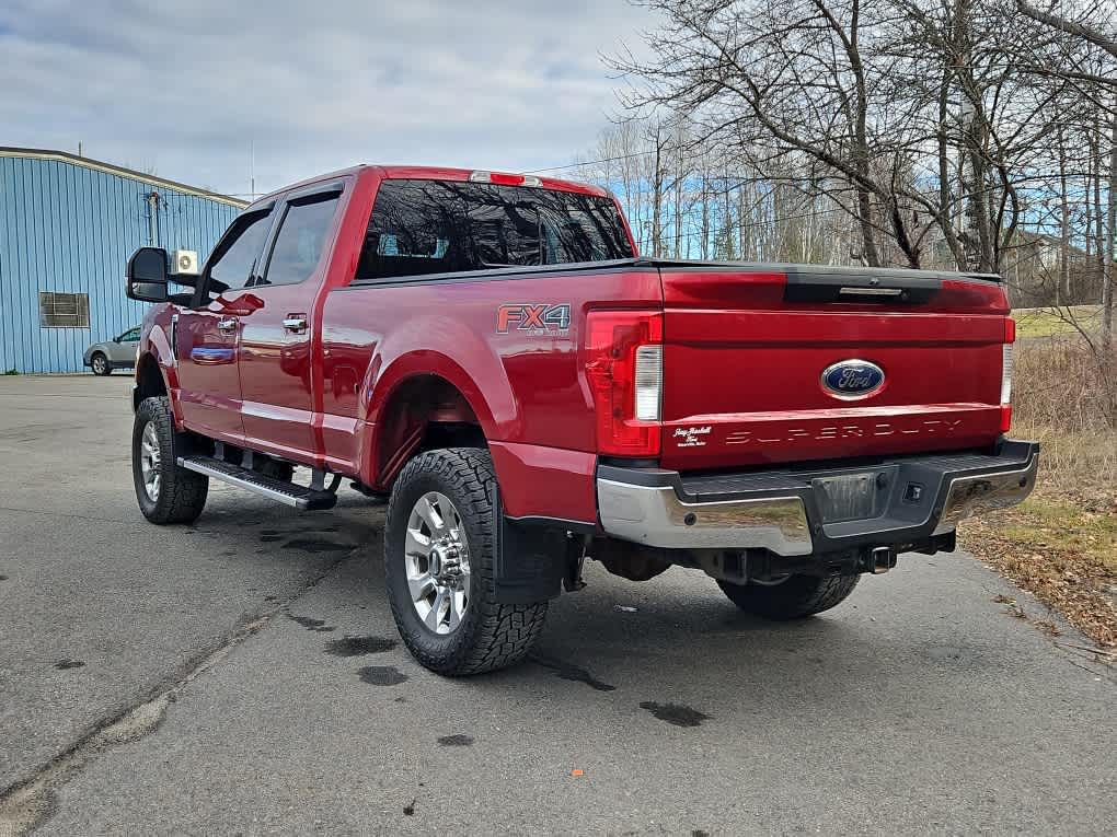 2019 Ford F-250 Lariat photo 3