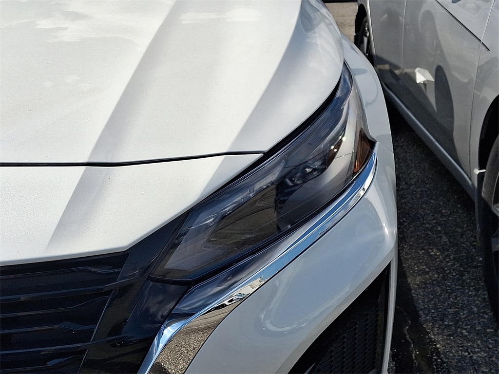 2025 Nissan Altima SV photo 4