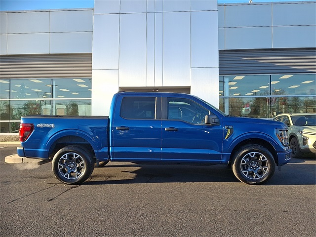2025 Ford F-150 STX's photo