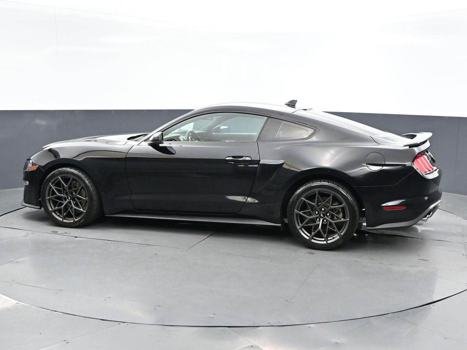 2020 Ford Mustang GT Premium photo 4