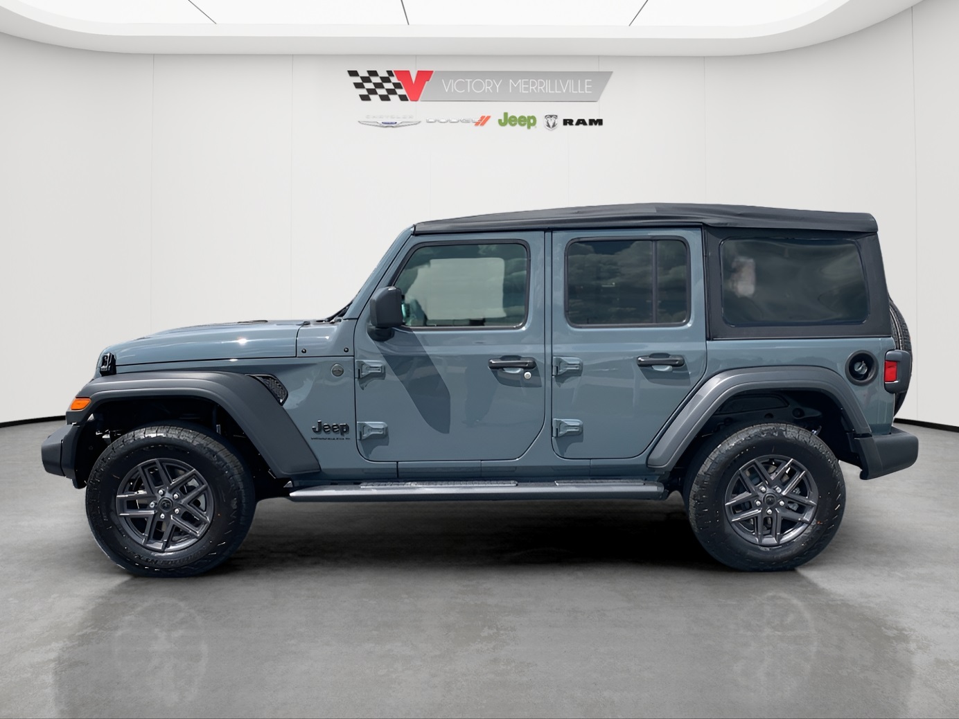 2025 Jeep Wrangler Sport S photo 2
