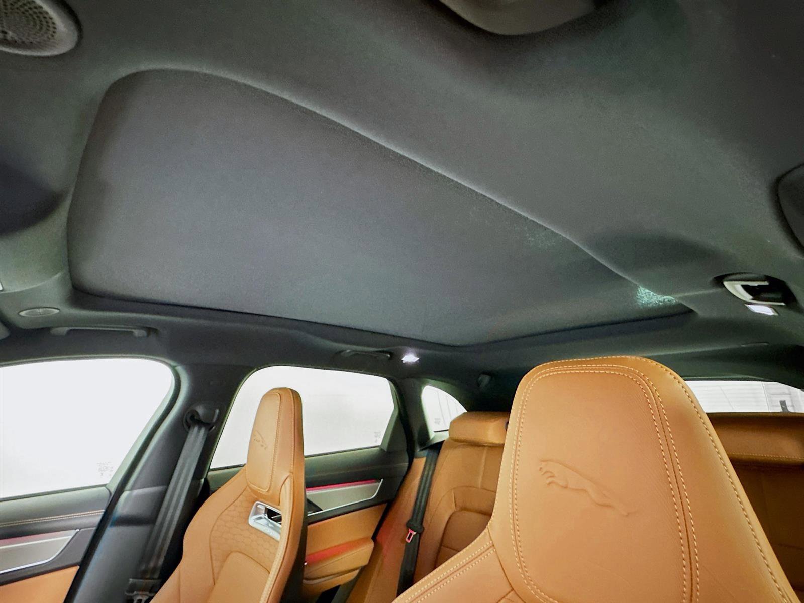 2026 Jaguar F-PACE P250 R-Dynamic S photo 11