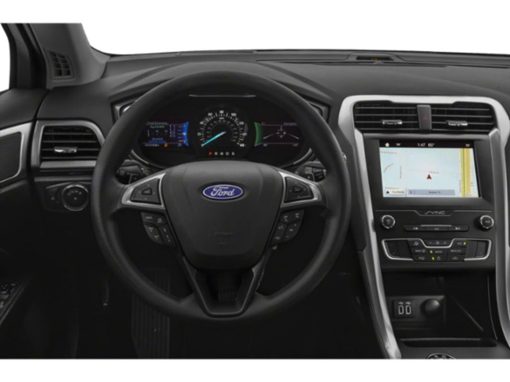 2020 Ford Fusion SE photo 3