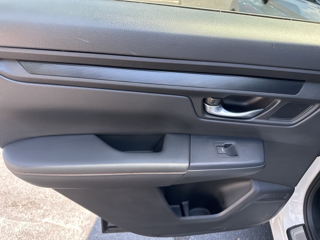 2024 Honda CR-V Hybrid Sport-L photo 13