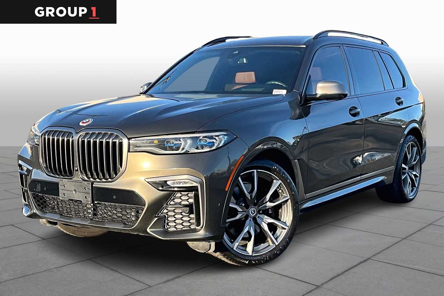 2022 BMW X7 M50i's photo