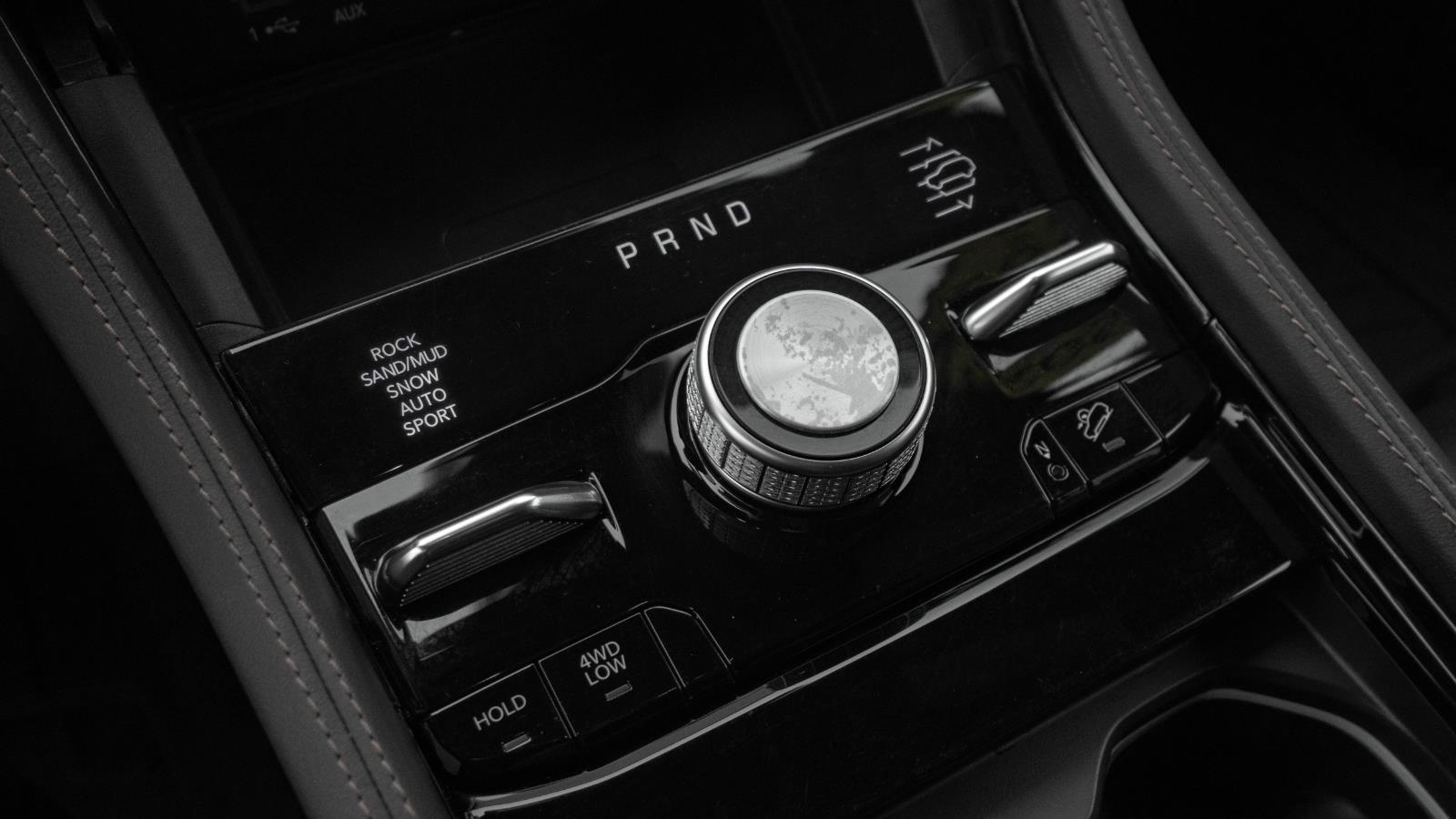 2023 Jeep Grand Cherokee L Summit Reserve photo 18