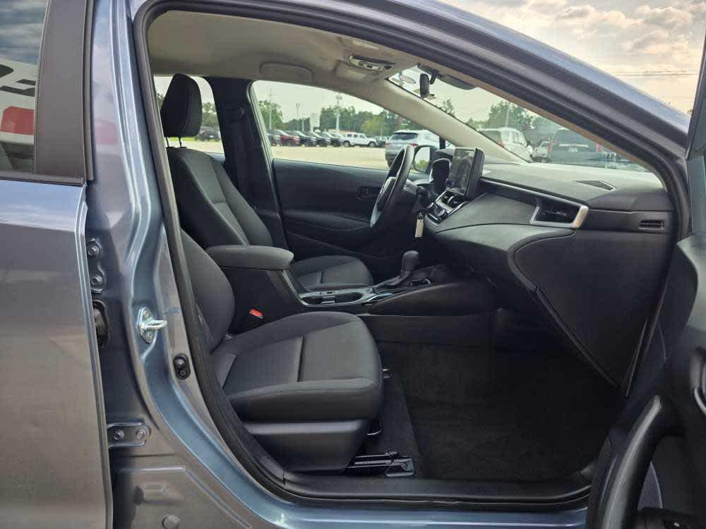 2024 Toyota Corolla LE photo 12