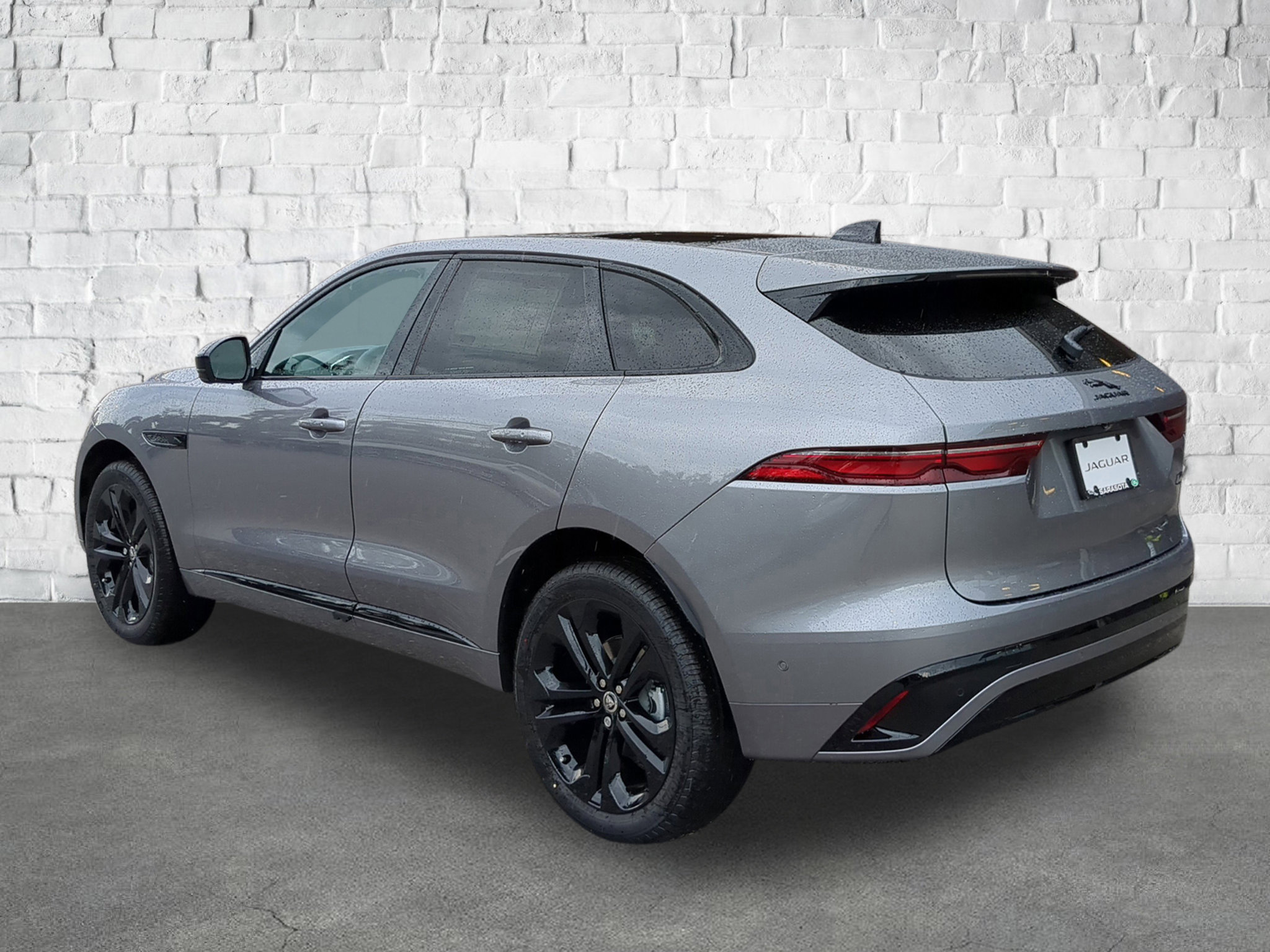 2026 Jaguar F-PACE P250 R-Dynamic S photo 4