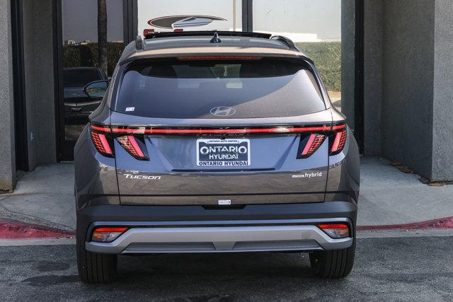 New 2025 Titan Gray Hyundai SEL Convenience image 36