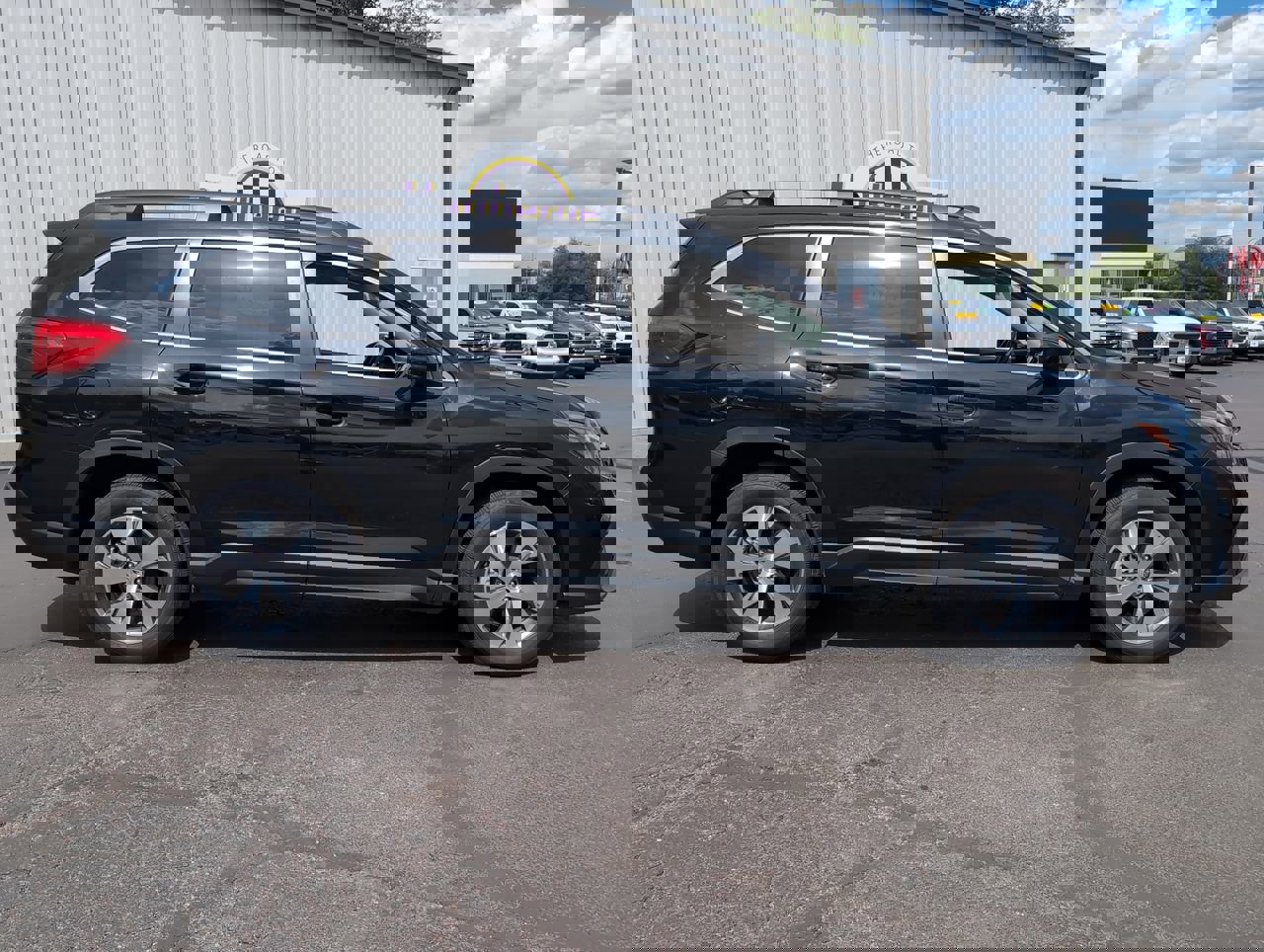 2024 Subaru Ascent Premium photo 8