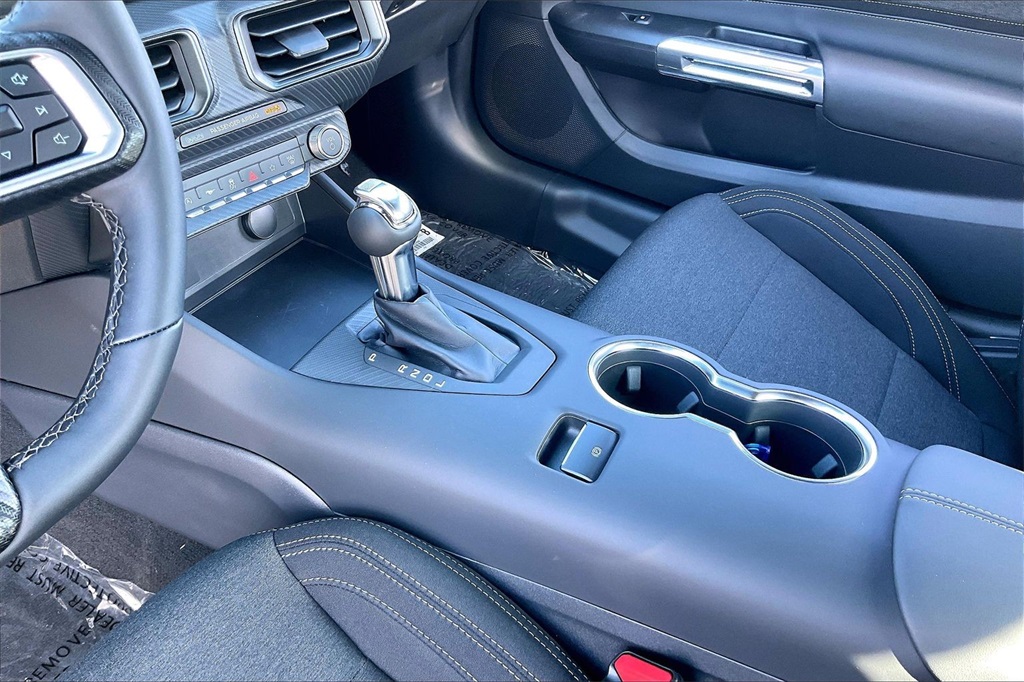 2026 FORD MUSTANG - Image 6