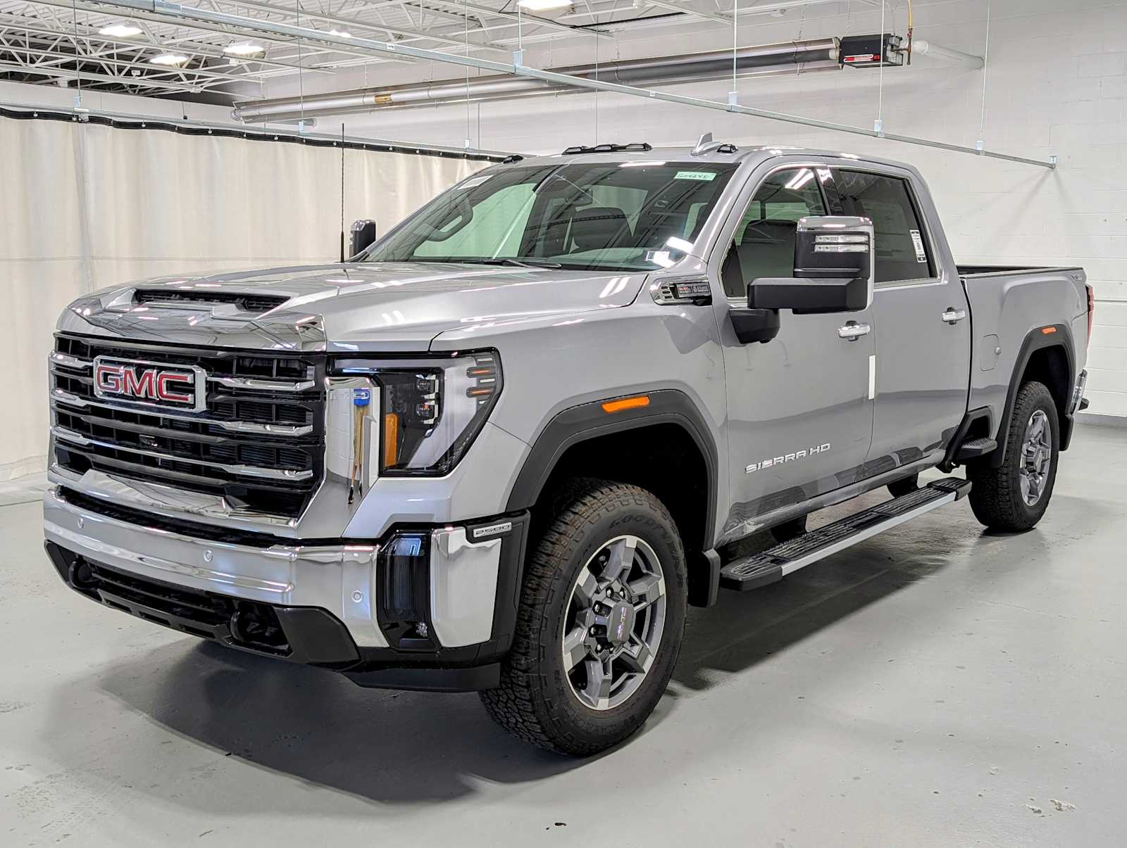 2025 GMC Sierra 2500HD SLT's photo
