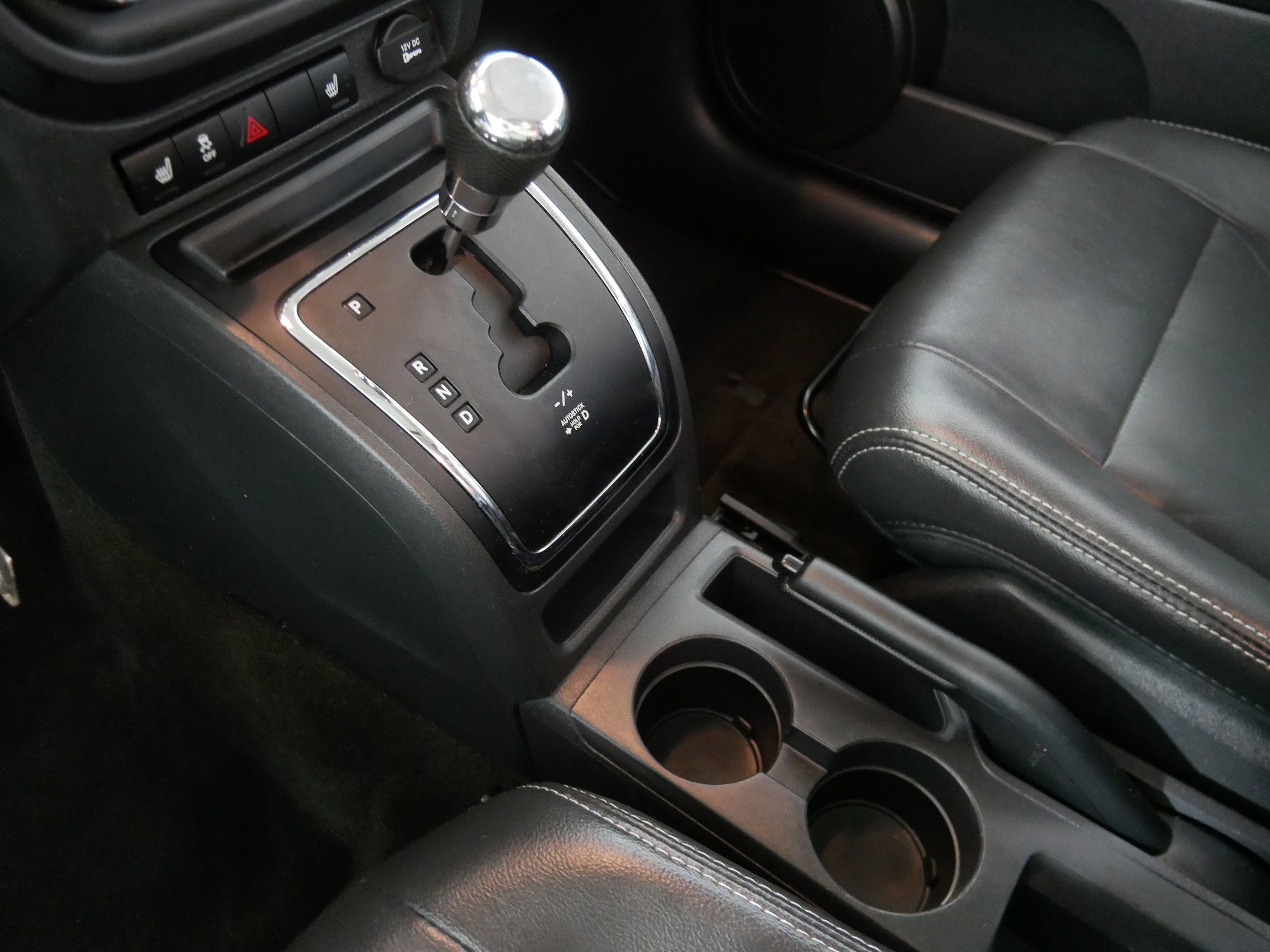 2016 Jeep Patriot High Altitude Altitude Edition photo 23
