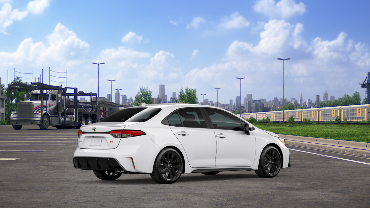 2026 Toyota Corolla SE photo 8