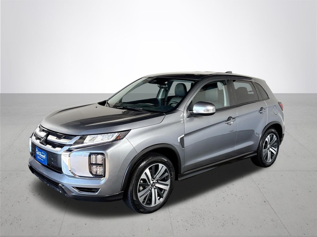 2024 Mitsubishi Outlander Sport SE photo 2